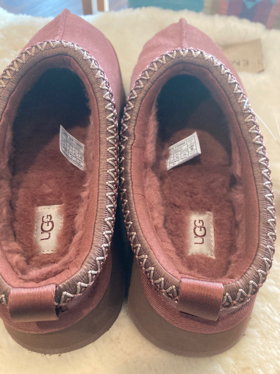 [Final Sale] UGG Tazz Red Jasper Women's Size 9