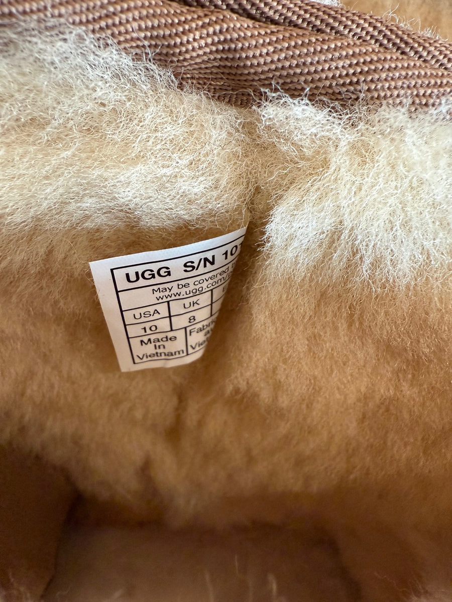 [Final Sale] **Used** UGG Women's Classic Mini II Chestnut size 10
