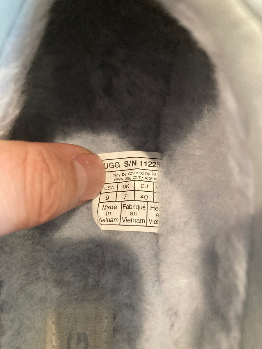 [Final Sale] UGG Tazz Sea Foam Women's Size 9