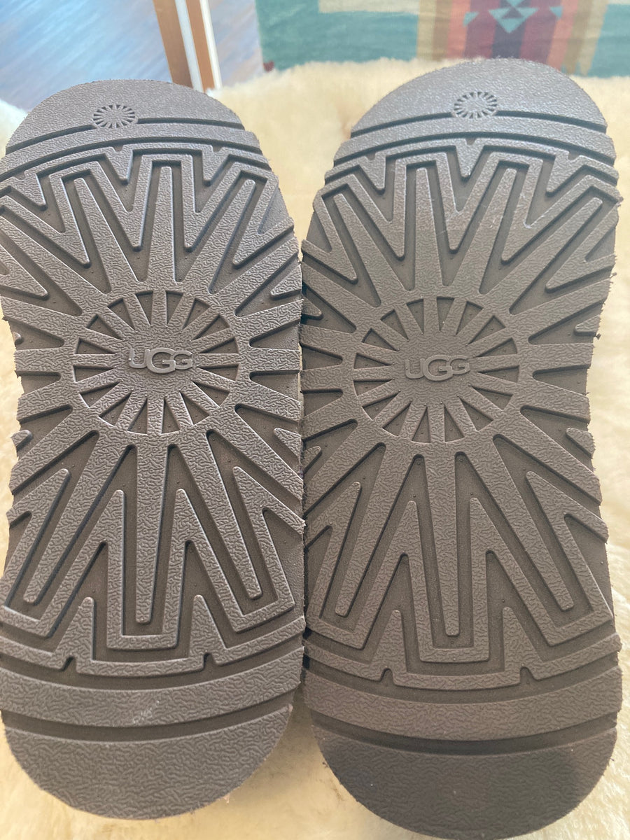[Final Sale] UGG Tazz Red Jasper Women's Size 9