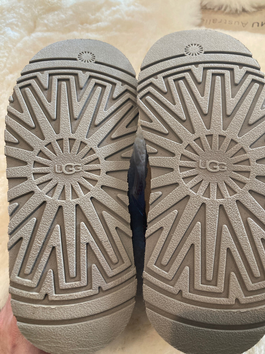 [Final Sale] UGG Tazz Chestnut Women's size 7